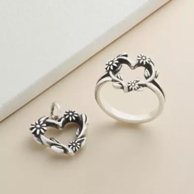 Flowering Vines Heart Ring in Sterling Silver - Image 5