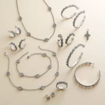 Margarita Studs in 14K Yellow Gold - Image 5